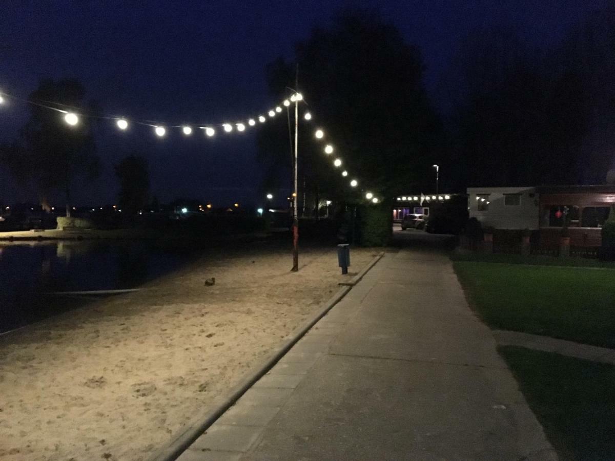 Benedeneind Chalet The Lake - De Schans Alphen מראה חיצוני תמונה