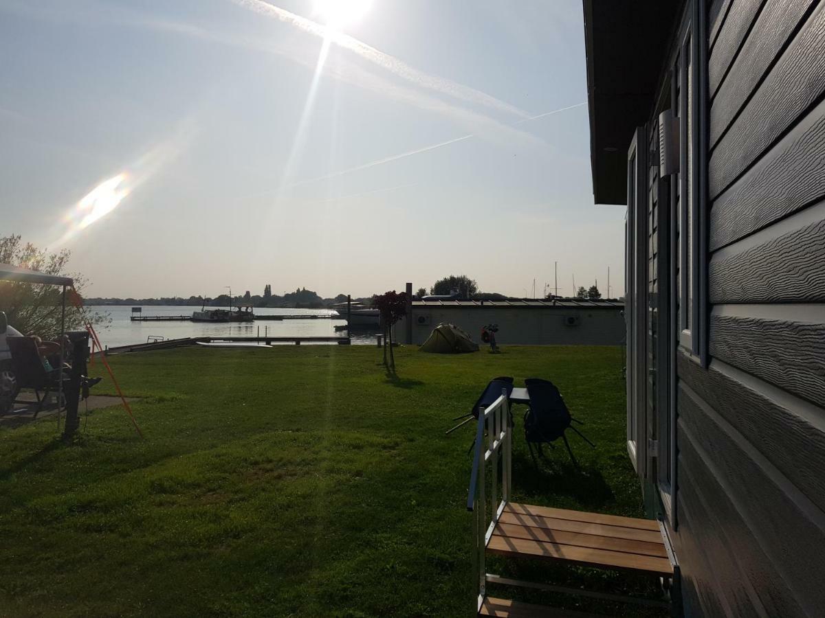 Benedeneind Chalet The Lake - De Schans Alphen מראה חיצוני תמונה