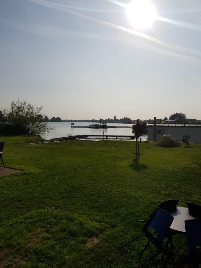 Benedeneind Chalet The Lake - De Schans Alphen מראה חיצוני תמונה